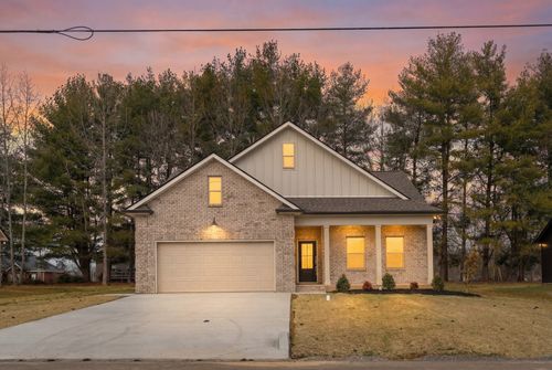 333 Estes Rd, Smithville, TN, 37166 | Card Image