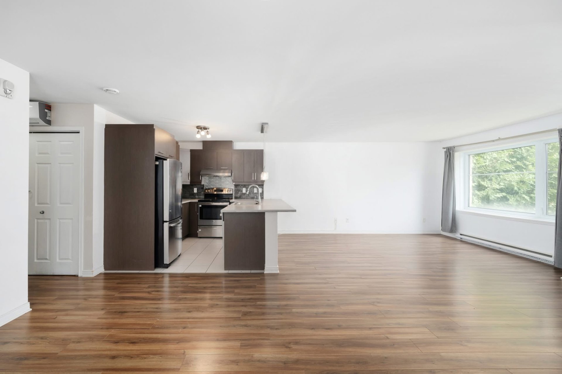 Residential Lease in Brossard 3