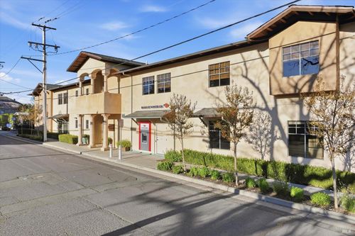 1050 Adams St, Saint Helena, CA, 94574-1103 | Card Image