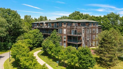 117 Claire Point Rd, Burlington, VT, 05408-1320 | Card Image