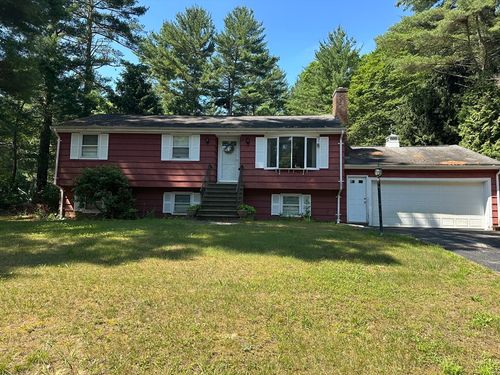 136 Priscilla Dr, Pembroke, MA, 02359-3557 | Card Image