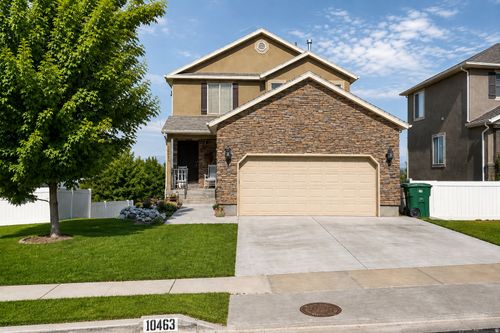 10463 Doral Dr, Cedar Hills, UT, 84062-8689 | Card Image