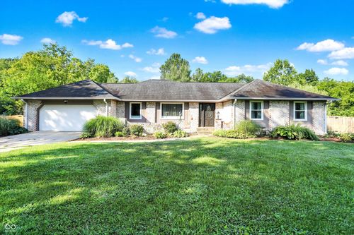 341 Leisure Ln, Greenwood, IN, 46142-8598 | Card Image