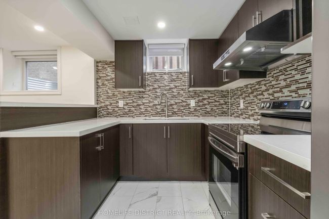 138 Alfred Paterson Dr, House other with 2 bedrooms, 1 bathrooms and 1 parking in Markham ON | Image 13
