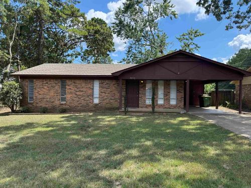 9203 Labette Dr, Little Rock, AR, 72205-6810 | Card Image