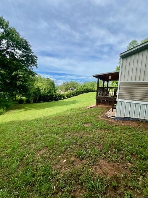 41 Chestnut Cove Rd, Robbinsville, NC, 28771-0449 | Card Image