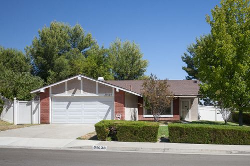 31638 Hipshot Drive Drive, Castaic, CA, 91384 | Card Image