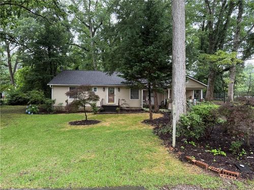 1268 Woodland Rd Ne, Conyers, GA, 30012-4543 | Card Image