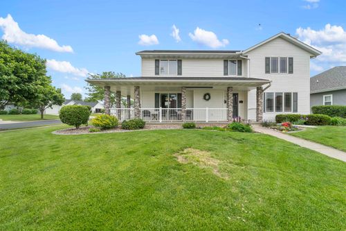 1020 Aldora Ln, WAUNAKEE, WI, 53597-3003 | Card Image