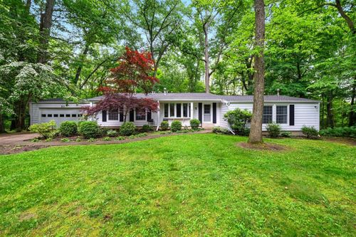 213 Kokosing Dr, Gambier, OH, 43022-7703 | Card Image