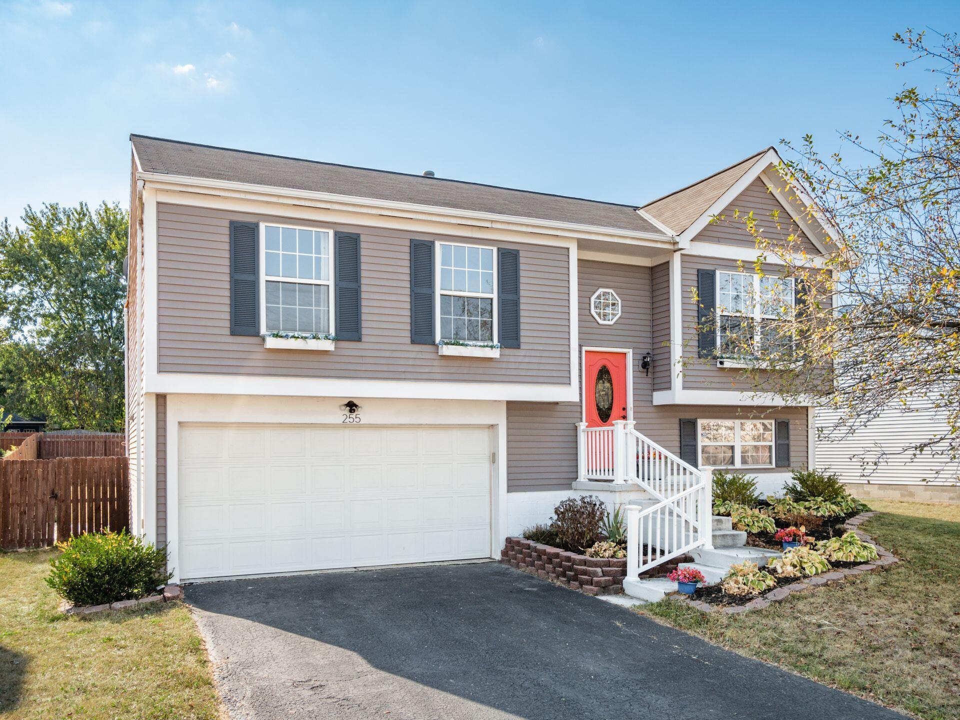 Springwood Ln, Marysville, OH 43040