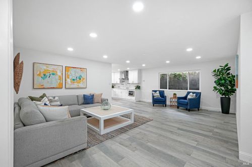 125 Skyline Court, Vallejo, CA, 94591 | Card Image