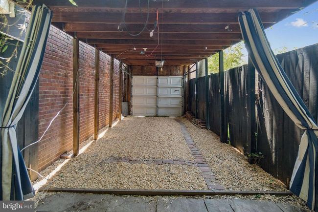 1317 Potomac Ave Se, Townhouse with 2 bedrooms, 1 bathrooms and null parking in WASHINGTON DC | Image 18