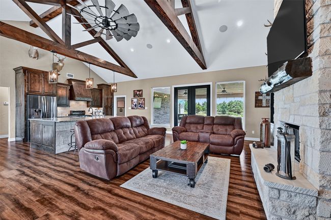 2340 Wright Rd, House other with 4 bedrooms, 2 bathrooms and null parking in Sherman TX | Image 9