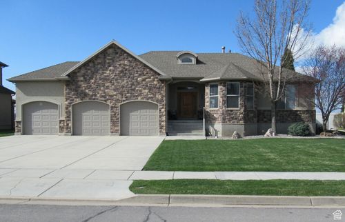 760 Wellington Dr, Kaysville, UT, 84037-9579 | Card Image