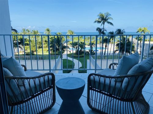 3e-881 Ocean Dr, Key Biscayne, FL, 33149 | Card Image