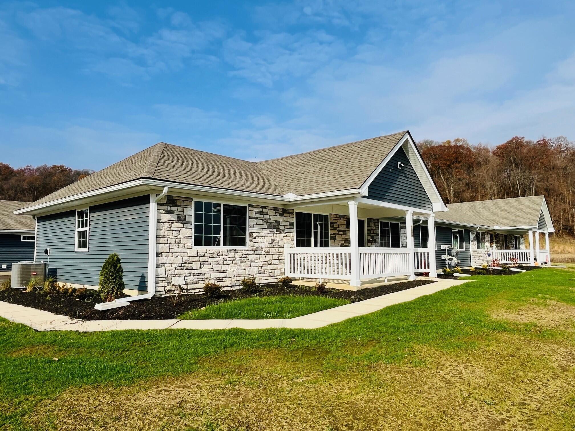 Whitetail Loop, Newark, OH 43055