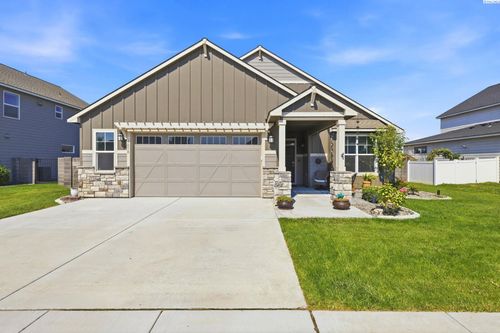 5050 Smitty Dr, Richland, WA, 99352-8009 | Card Image