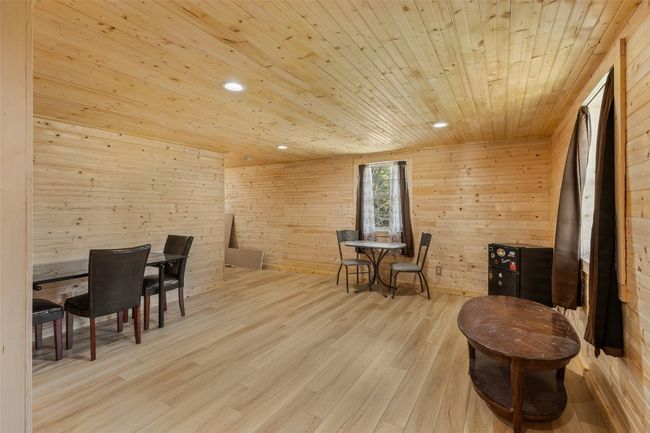 Family Room | Image 50