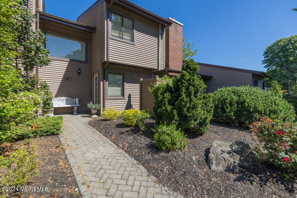 Conway Ct, Red Bank, NJ 07701
