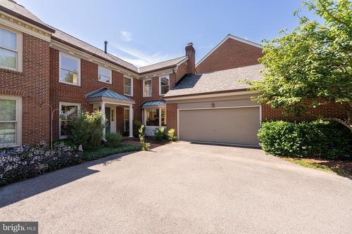 7216 Evans Mill Rd, MCLEAN, VA, 22101-3420 | Card Image