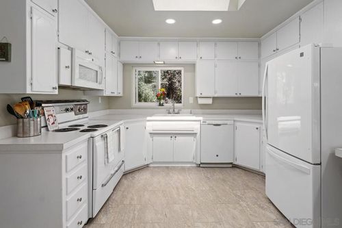 4744 Resmar Rd, La Mesa, CA, 91941-6856 | Card Image