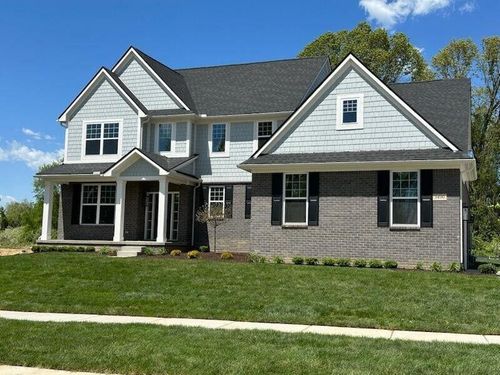 3490 Mare Cir, Commerce Township, MI, 48382-2290 | Card Image
