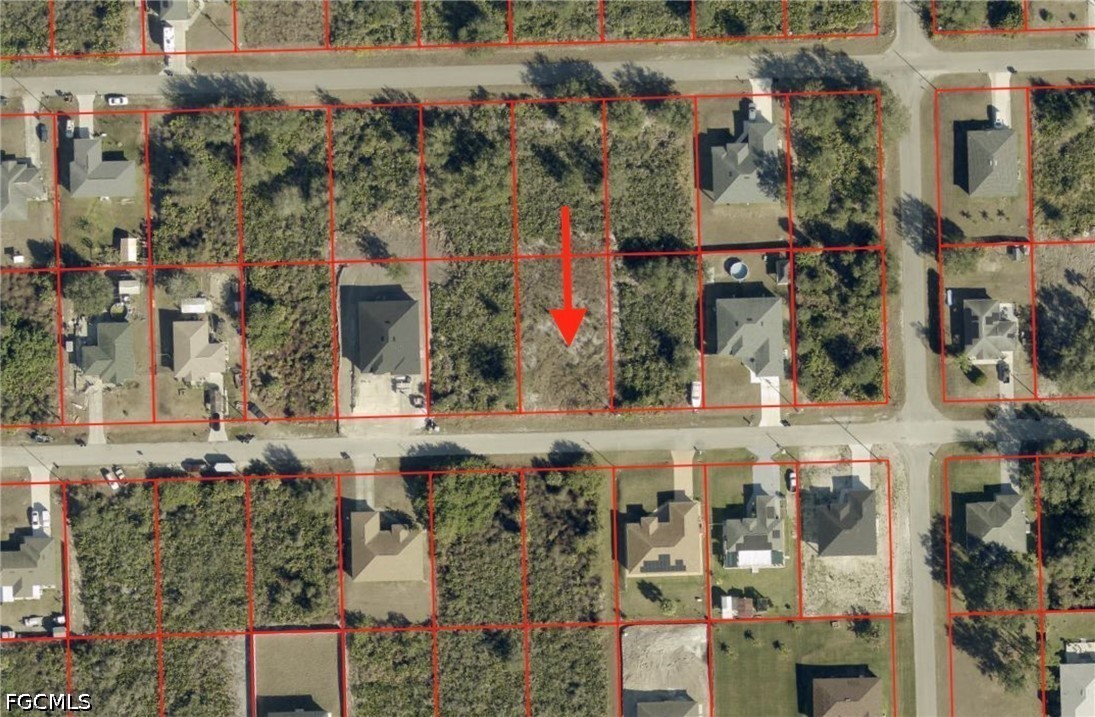 Land in Lehigh Acres 3