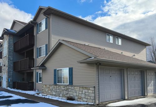 unit-202-213 E Price St, Eldridge, IA, 52748-1776 | Card Image