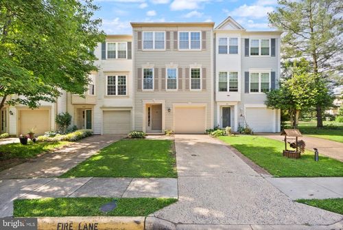 303 Barnfield Sq Ne, LEESBURG, VA, 20176-4868 | Card Image