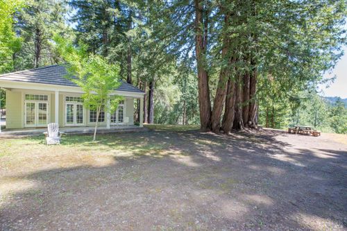 18900 Nw Armstrong Woods Road Nw, Guerneville, CA, 95446 | Card Image