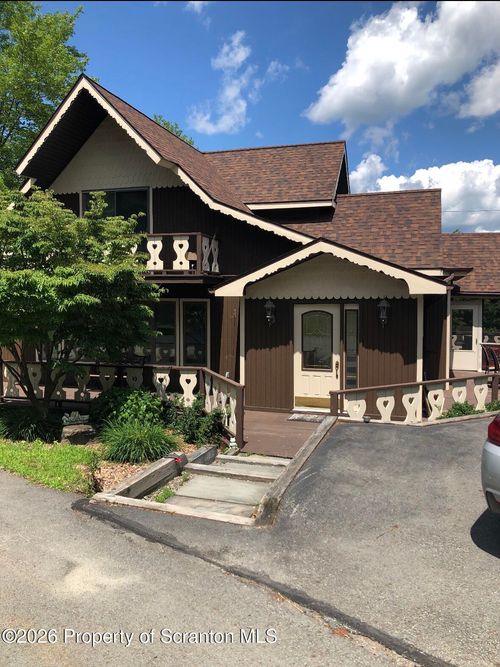 15 Fall Pl, Union Dale, PA, 18470-7857 | Card Image