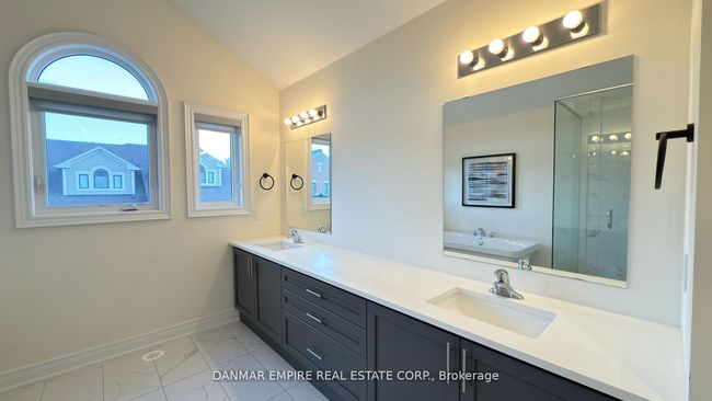 6 Hiawatha Crt, House attached with 3 bedrooms, 4 bathrooms and 1 parking in Vaughan ON | Image 17