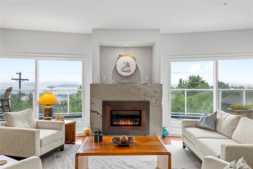 401-650 Prideaux St, Nanaimo, BC, V9R2P1 | Card Image