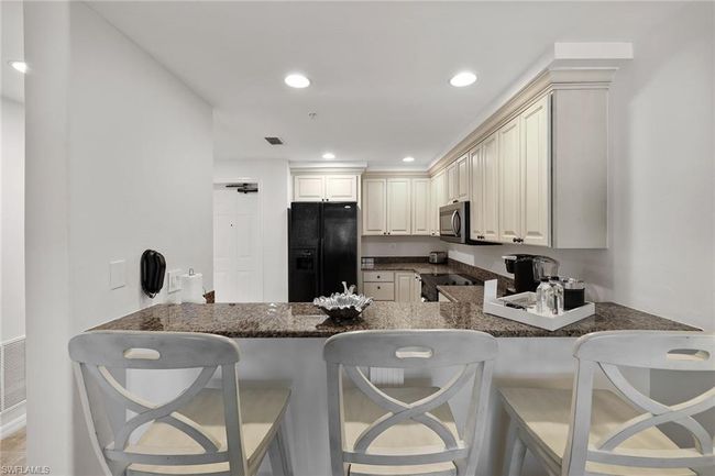 311 - 221 9 Th St S, Condo with 1 bedrooms, 1 bathrooms and null parking in NAPLES FL | Image 10