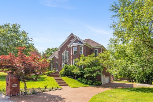 9435 Norwood Dr, Brentwood, TN, 37027-8658 | Card Image