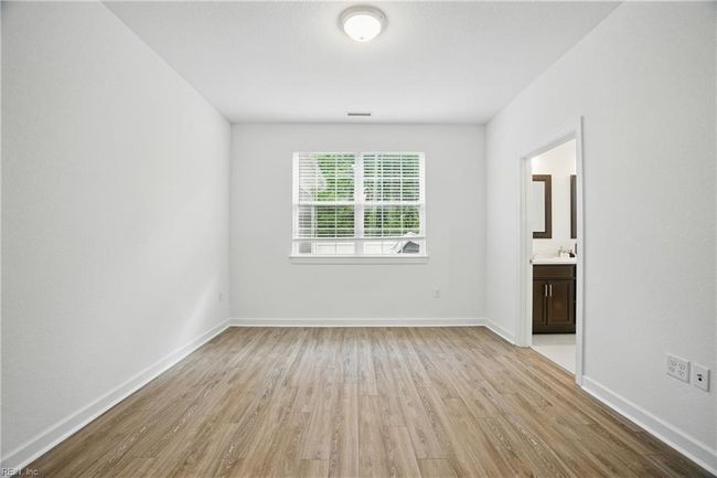 637 Middleton Way, House other with 5 bedrooms, 4 bathrooms and null parking in Chesapeake VA | Image 19