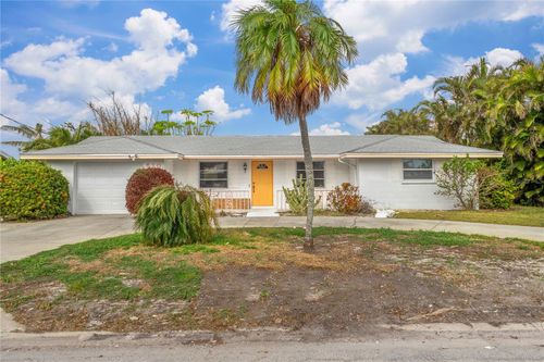 510 69th Street, HOLMES BEACH, FL, 34217 | Card Image