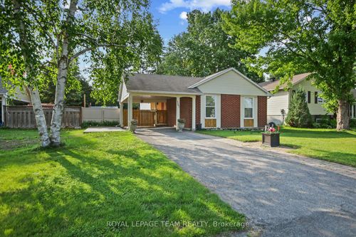 167 Abbeyhill Dr, Kanata, ON, K2L2E9 | Card Image