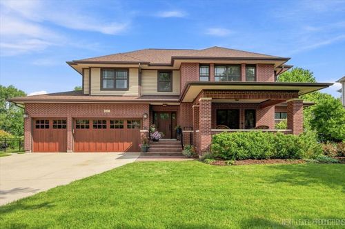627 Ritter Dr, Batavia, IL, 60510-3155 | Card Image