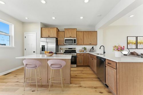 10379 Birchwood Cir, Victoria, MN, 55318-7455 | Card Image