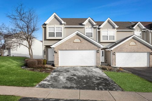 2 Sierra Court, Lake In The Hills, IL, 60156 | Card Image