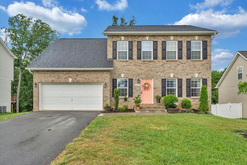 4927 Warrior Dr, Salem, VA, 24153 | Card Image