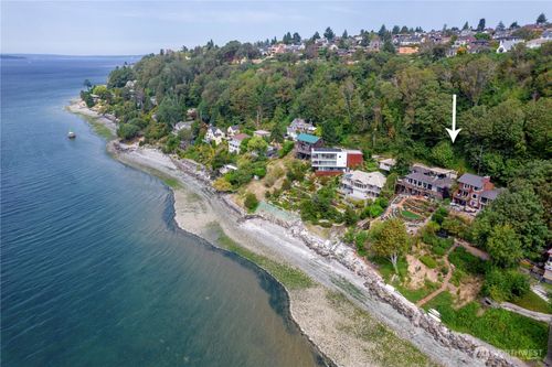 23 XX Perkins Ln W, Seattle, WA, 98199 | Card Image