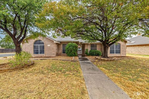 3592 Dominion Rdg, San Angelo, TX, 76904-8143 | Card Image