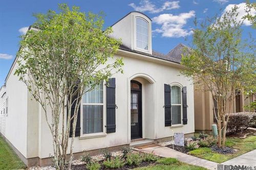 14449 Royal Villa Dr, Baton Rouge, LA, 70810-3635 | Card Image