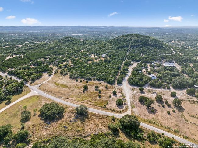 5014 Bump Gate Rd, House other with 3 bedrooms, 2 bathrooms and null parking in Pipe Creek TX | Image 48