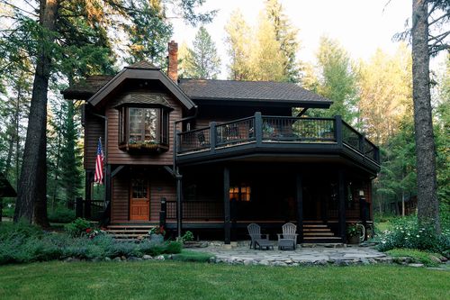 565 Blanchard Lake Rd, Whitefish, MT, 59937-8261 | Card Image
