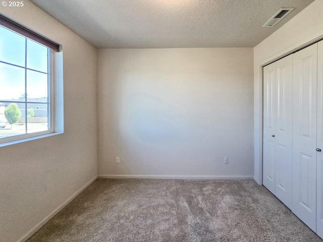 2220 Se 16 Th St, House attached with 3 bedrooms, 3 bathrooms and 2 parking in Gresham OR | Image 22
