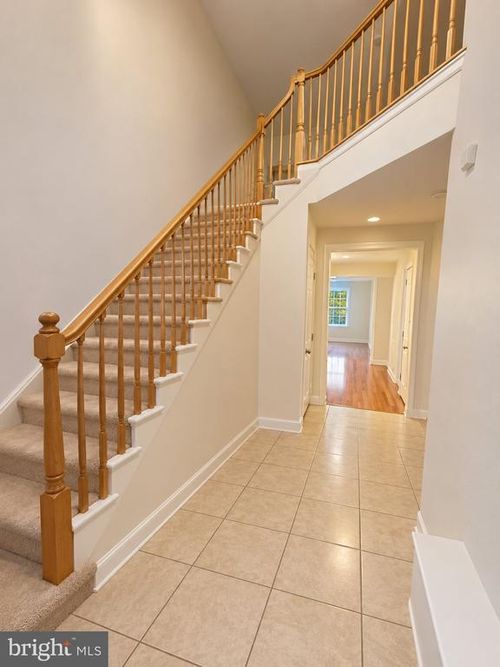 93 Hoover Ave, PRINCETON, NJ, 08540-4635 | Card Image